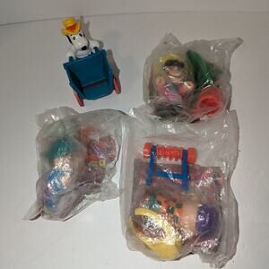 Vintage Peanuts Charlie Brown McDonalds Toy Figures Sealed Collectible Snoopy